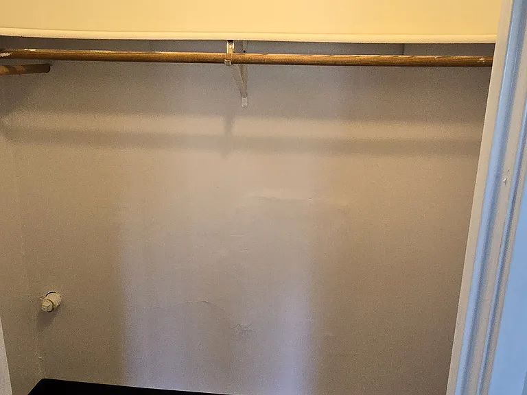 1125 Dickens Way #B — Photo 6