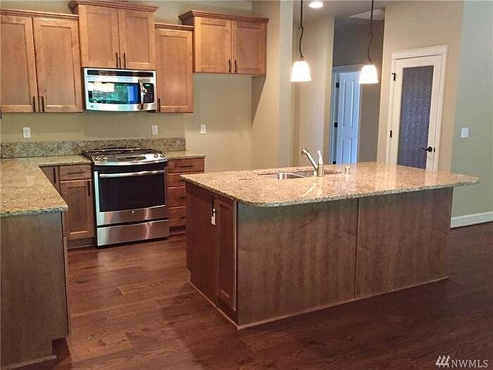 2nd image of 7309 Ashdown Ln SE