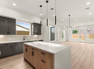 2717 Sampson St, Houston, TX 77004