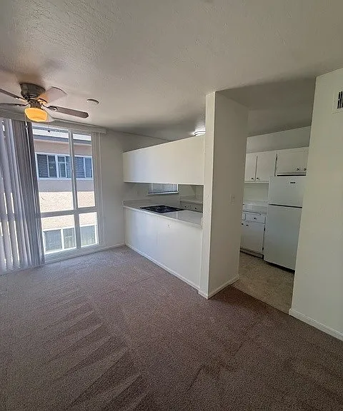 677 Wesley Ave #203 — Photo 2