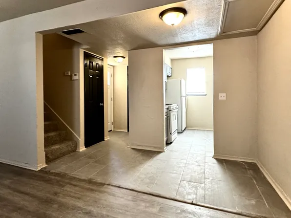 900 Greenvale Rd, Oklahoma City, OK 73127