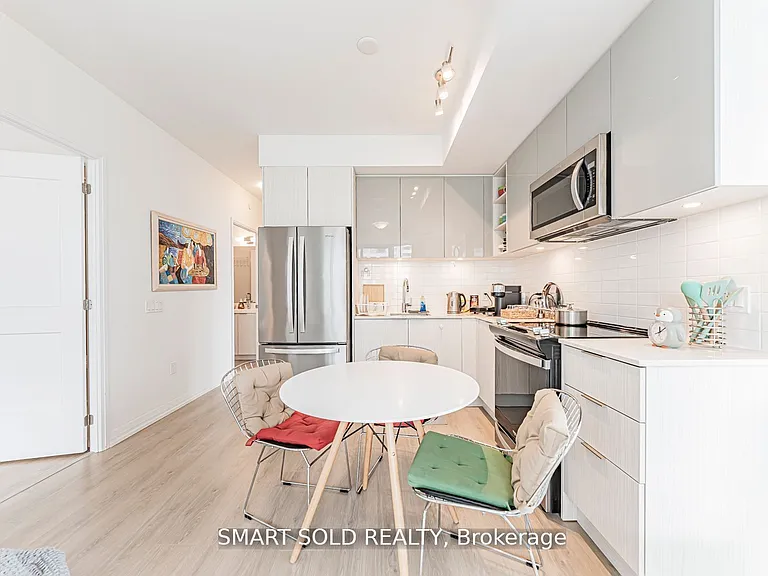 25 Holly St #2003 — Photo 4