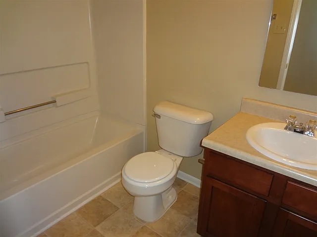 6711 Earlswood Dr — Photo 13