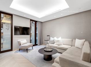 685 5th Ave APT 10D, New York, NY 10022