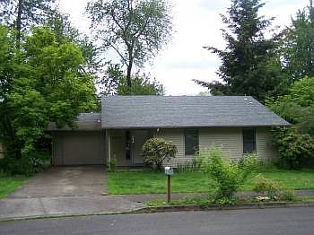 1st image of 10470 SW Grant Ct
