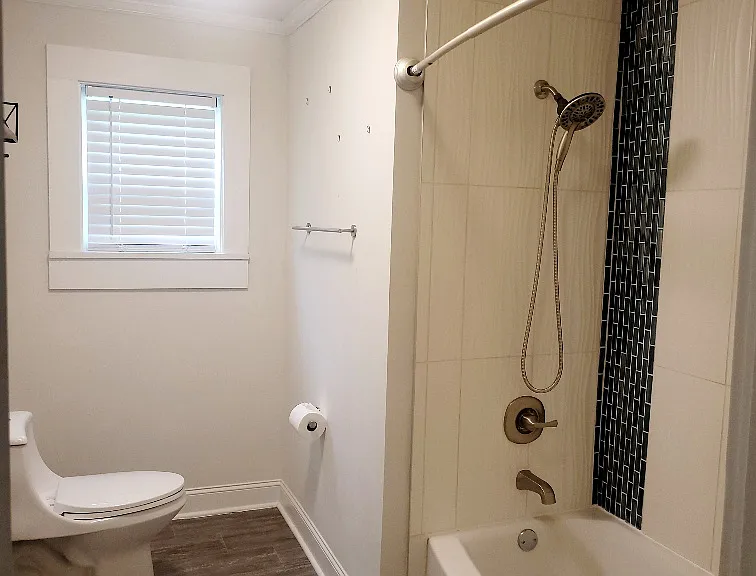 928 W Lydia Hwy — Photo 16