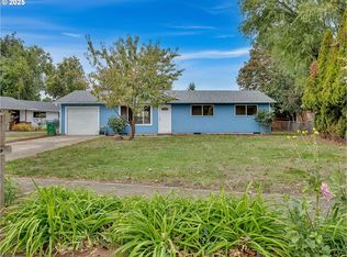 821 SW 14th St, Troutdale, OR 97060