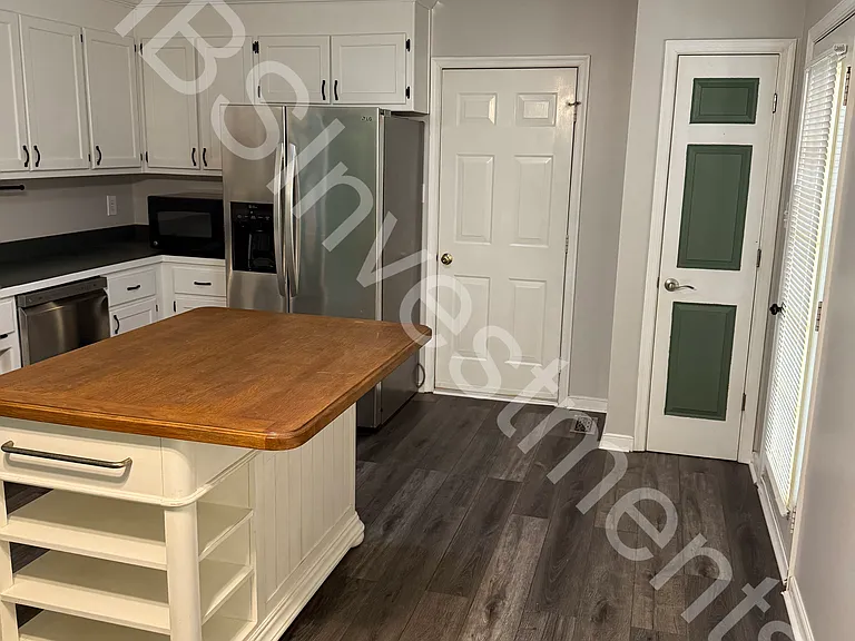 119 E Highland Ct — Photo 15