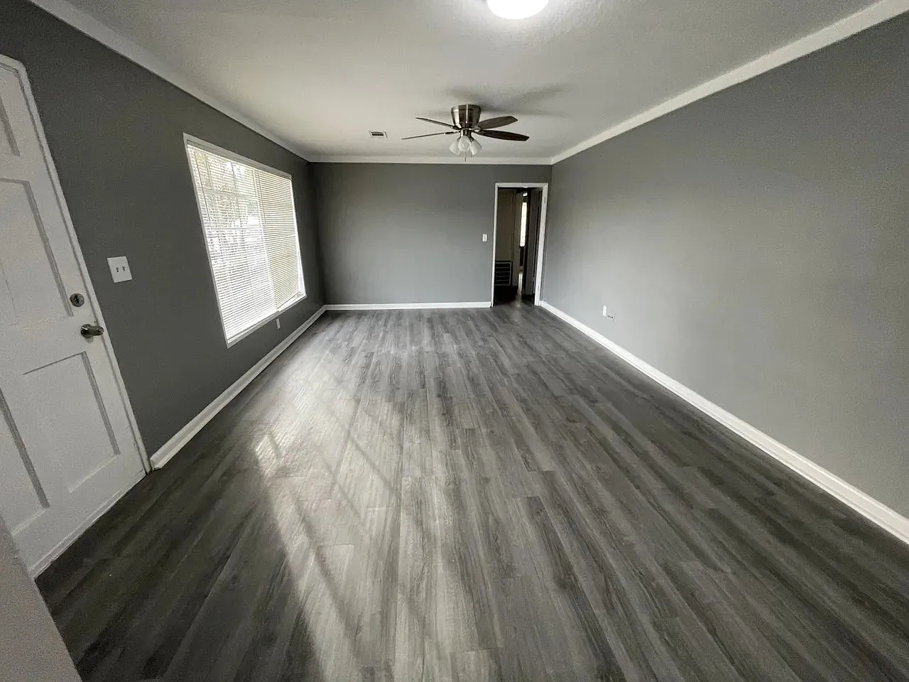 709 Quinn Street — Photo 2