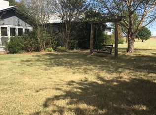 3730 Meadow Lake Rd, Bradford, AR 72020