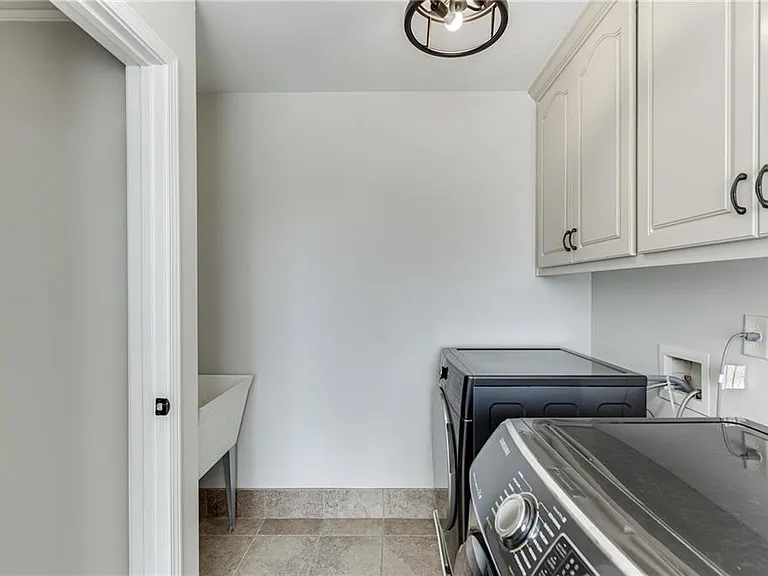 4612 Grandview Pkwy — Photo 40