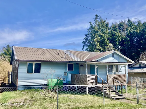 620 Summit St, Klawock, AK 99925