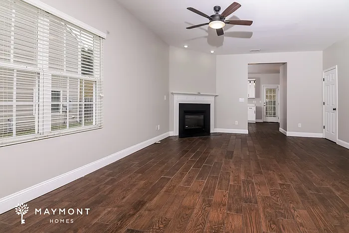 2808 Gross Ave — Photo 4