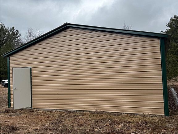 5th image of 3635 Vroom Rd SW