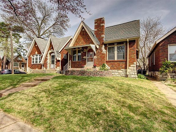 3rd image of 6447 Lindenwood Pl
