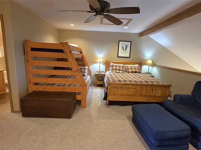 720 Lakepoint Dr #B6 — Photo 25