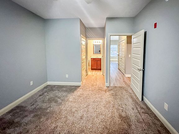5th image of 101 S Fairfield Dr #5-42