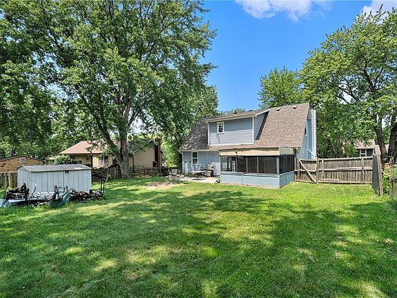 3rd image of 6748 NW Sioux Dr