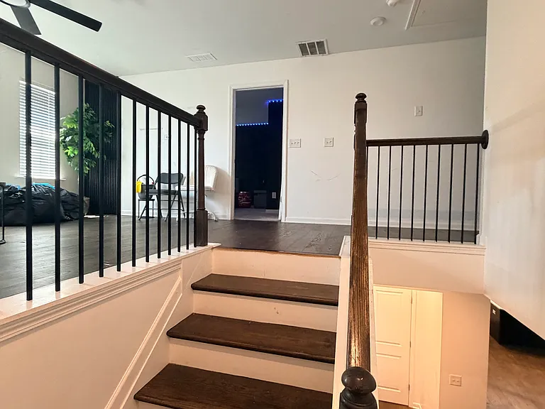 7318 Shady Tree Ct — Photo 41