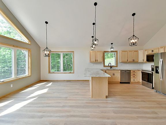 5th image of 17541 N Mitchell Lake Rd