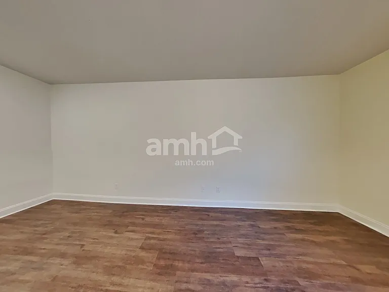 130 Marin Dr — Photo 6