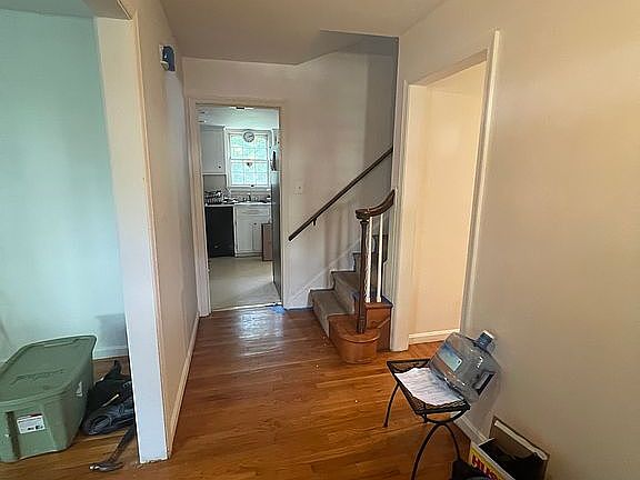 4th image of 16608 S Westland Dr