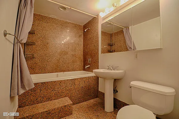 Rented by Citi Habitats | media 34