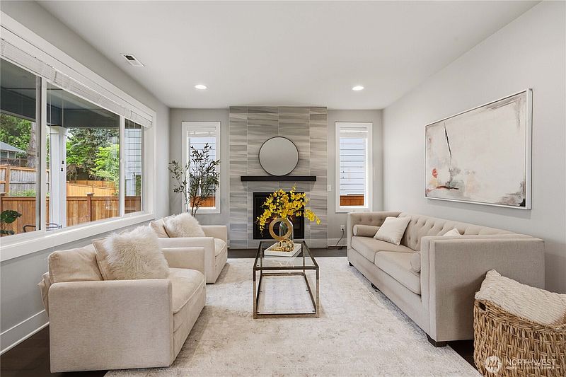 3rd image of 8215 NE 126th Drive