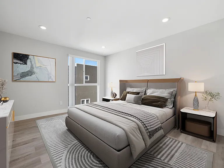 2727 S La Brea Ave — Photo 16