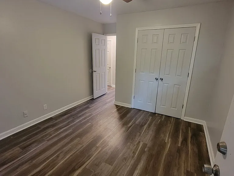 2904 Noe Ct — Photo 14