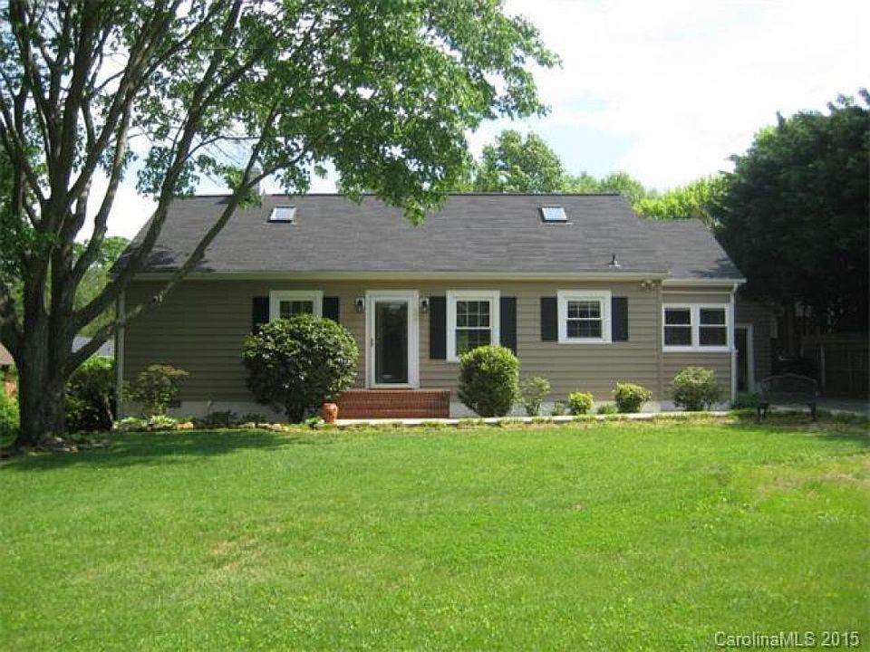 1st image of 608 Harmony Dr