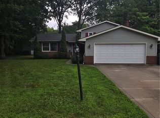 8218 Comet Ct, Mentor, OH 44060
