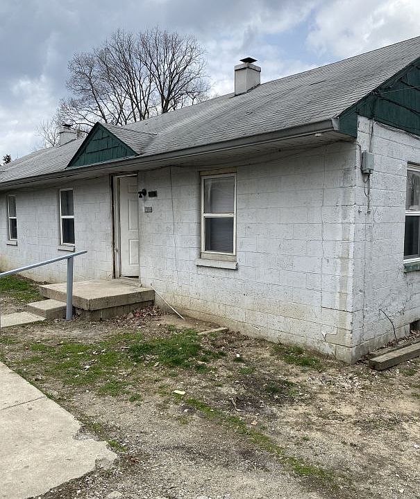1st image of 2357 N Dearborn St #1
