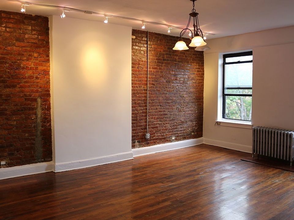 1st image of 163 Lafayette Ave #8