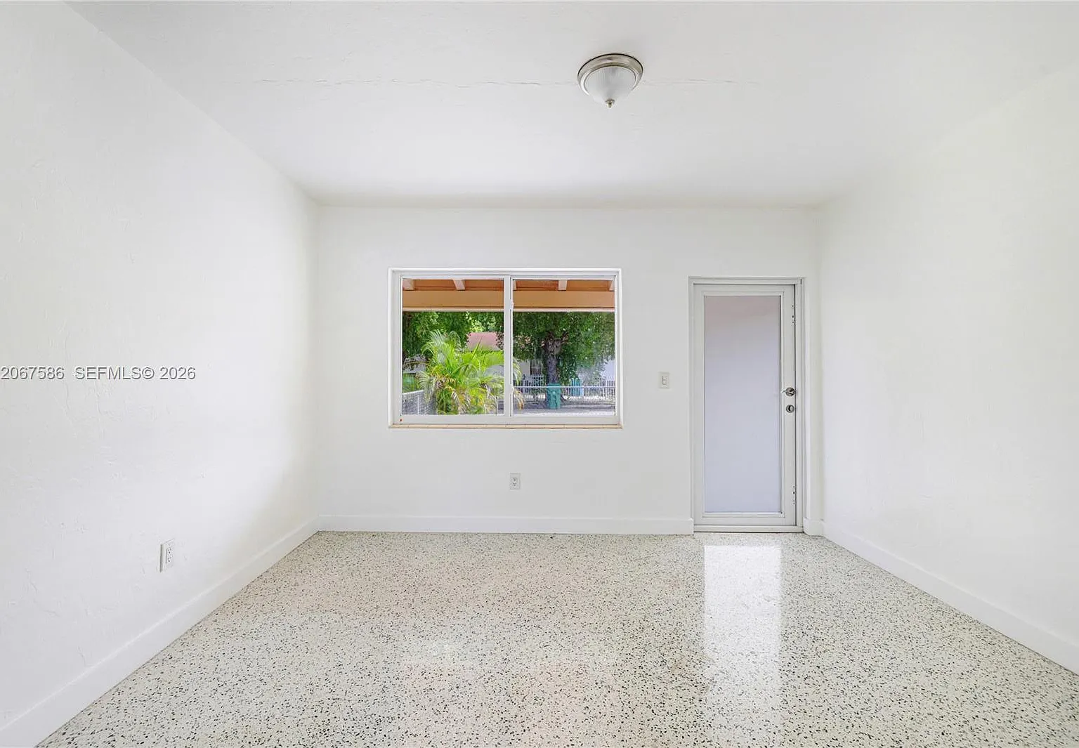 West End Park Amd Pl — Photo 4