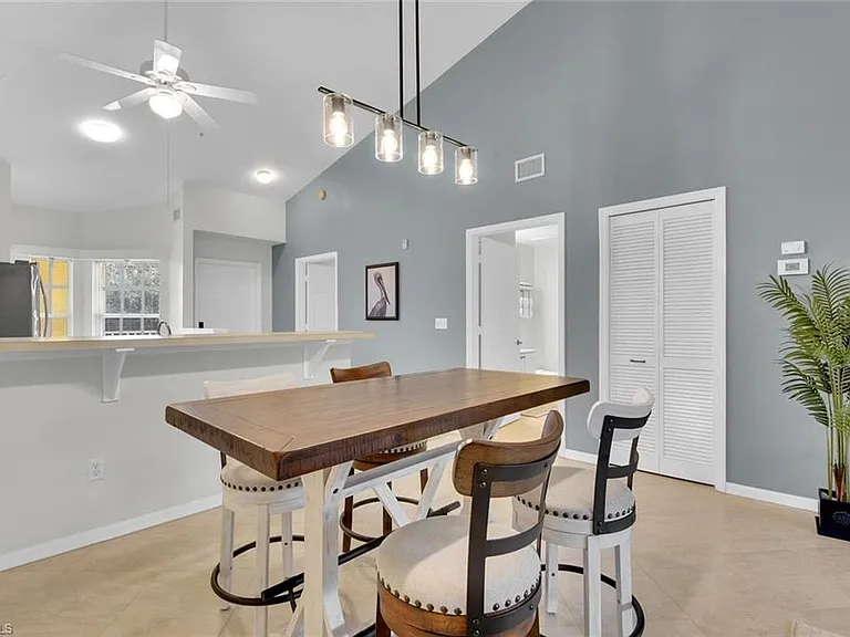 9165 Celeste Dr #3-303 — Photo 8