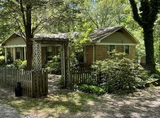 372 So Mountain Dr, Trinity, AL 35673