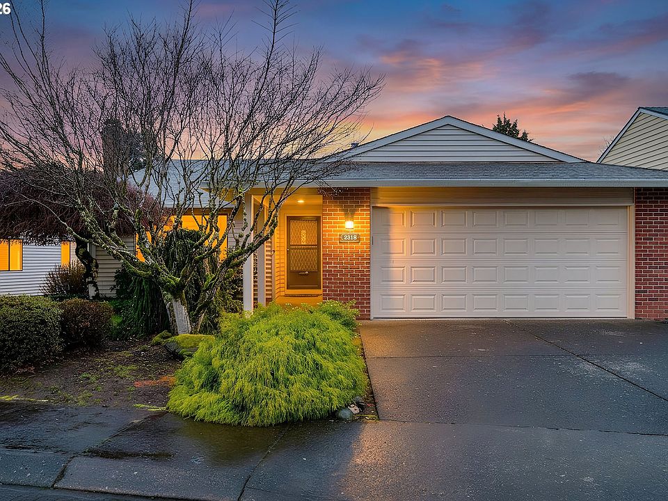 1st image of 2318 SE Balboa Dr