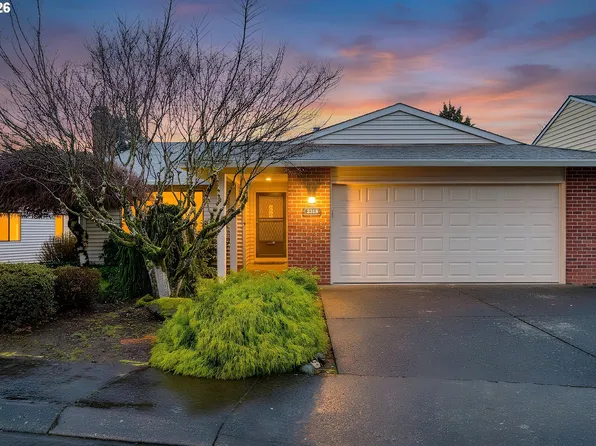 2318 SE Balboa Dr, Vancouver, WA 98683