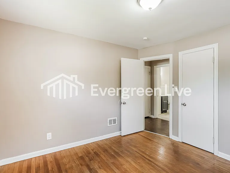 3363 Blue Rock Rd — Photo 9