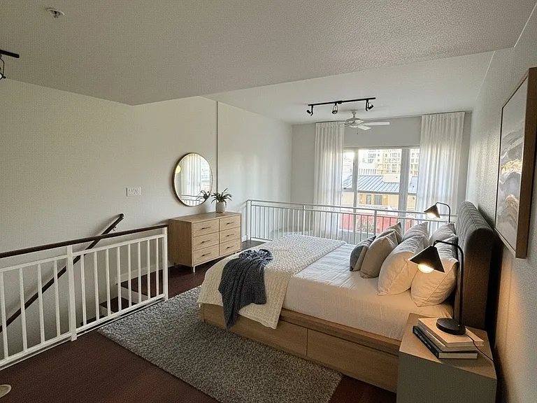 1240 India St #510 — Photo 3