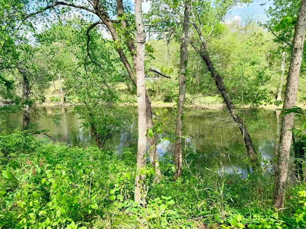 104A Adams Dr, Pangburn, AR 72121