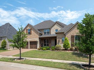 831 Garland Dr, Lantana, TX 76226