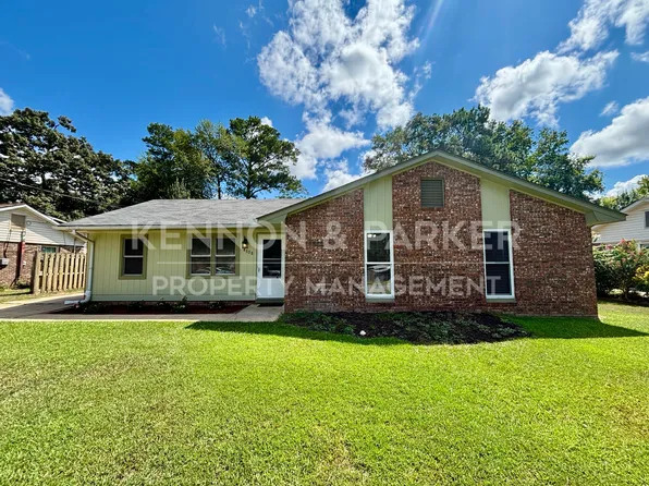 4508 Greenridge Dr, Columbus, GA 31909