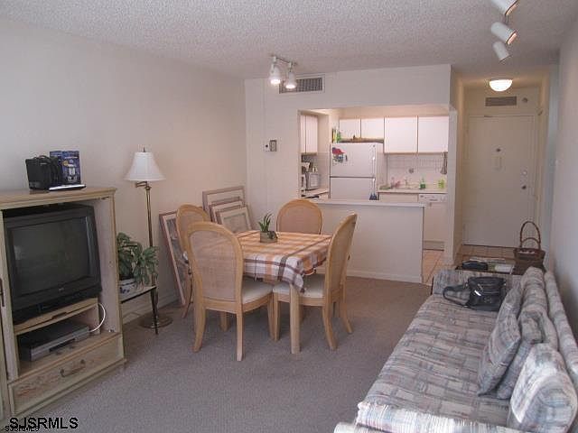 2nd image of 101 S Raleigh Ave APT 610