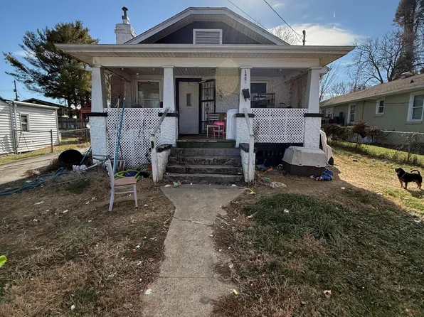 1406 Happy Valley St, Elizabethton, TN 37643