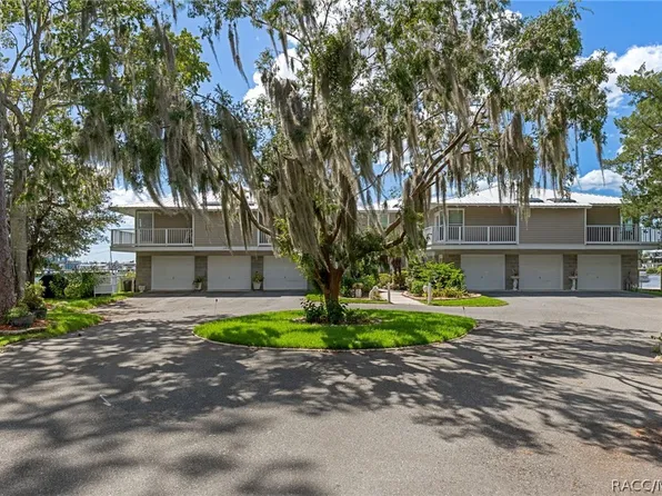 183 NW Baypath Dr, Crystal River, FL 34428