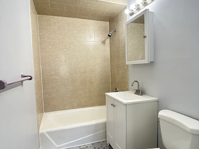 35 Glencoe St #20 — Photo 4