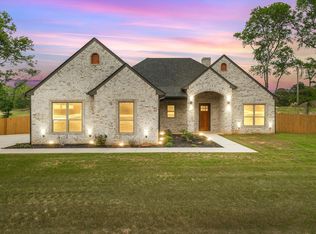 16618 Meadow Crest Dr, Lindale, TX 75771