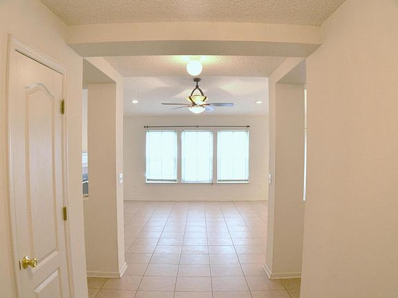 3rd image of 11431 Emma Oaks Ln